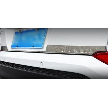 Hyundai Tucson TL 2015 накладка хром на заднюю дверь нижняя 