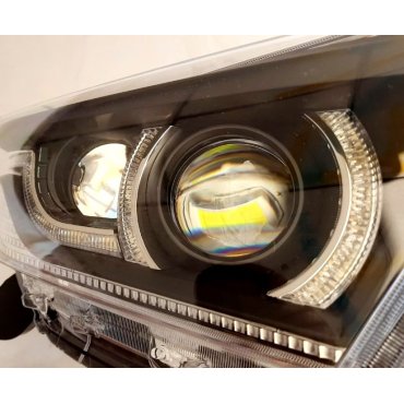 Toyota Highlander XU40 2012+ оптика передняя LED стиль Range Rover Evogue