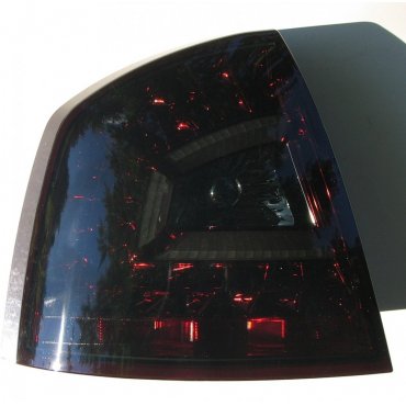 Skoda Octavia A5 седан оптика задняя LED светодиодная тонированная красная