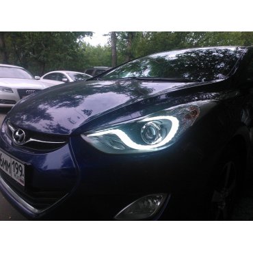 Hyundai Elantra MD оптика передняя ксеноновая альтернативная черная