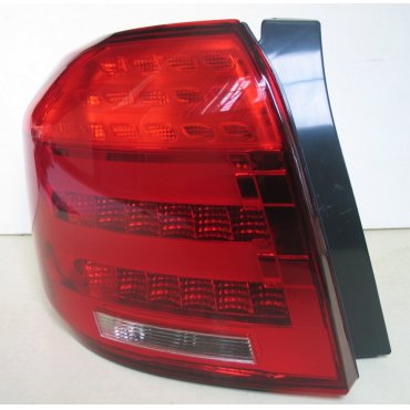 Toyota Highlander 2008 оптика задняя LED красная