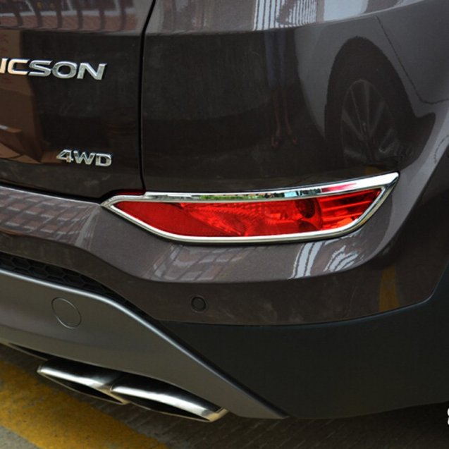 Hyundai Tucson TL 2015 накладки хром на задние противотуманные фонари