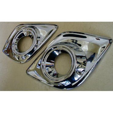 Toyota Hilux Revo 2014 накладки хром на диффузоры противотуманных фар Toyota Hilux Revo 2014 накладки хром на диффузоры противотуманных фар