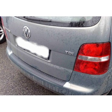Volkswagen Touran  накладка защитная на задний бампер полиуретановая