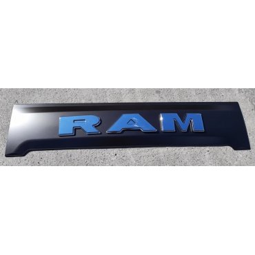 Dodge Ram 1500 Classic 2009+ накладка на задний борт KRN