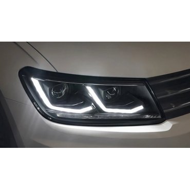 Volkswagen Tiguan L 2016+ оптика передняя черная Full LED 2020 look 