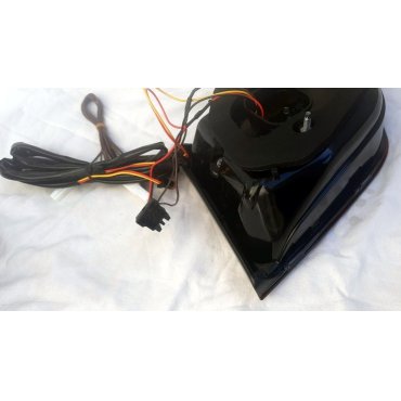 Volkswagen Passat B7 2011+ оптика задняя LED  B8,5 look красная