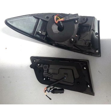 Tesla Model S 2012+ оптика задняя LED  красная стиль 2022+