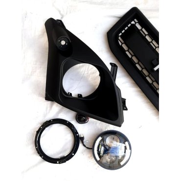 Toyota Land Сruiser 120 Prado оптика передняя LED + решетка стиль 3D