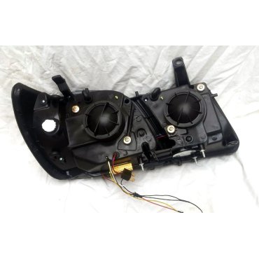 Lexus LX470 1998+ оптика передняя Full LED черная RP