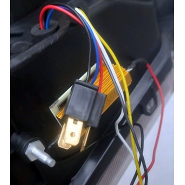 Lexus LX470 1998+ оптика передняя Full LED черная RP