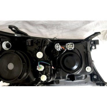 Toyota Land Cruiser LC 200 оптика передняя FULL LED тюнинг стиль LC300 RP