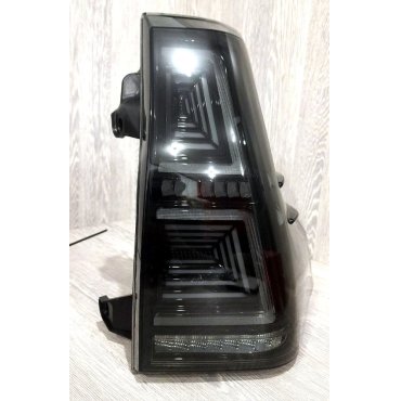 Toyota Prado 150 2010+ оптика задняя черная стиль 3D WY
