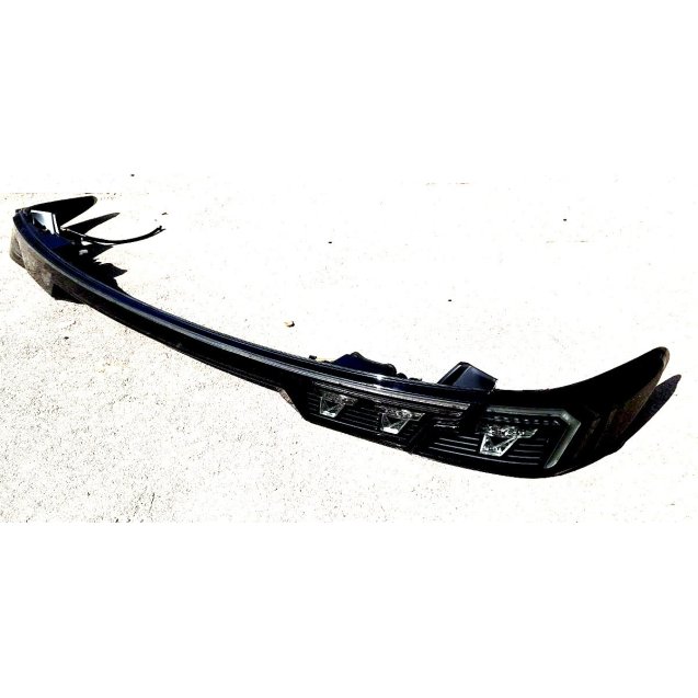 Toyota Camry V80 2024+ оптика задняя LED RGB альтернативная тюнинг черная Set стиль ZW