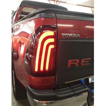 Toyota Hilux Revo 2014 оптика задняя тюнинг LED черная WC Toyota Hilux Revo 2014 оптика задняя тюнинг LED черная WC