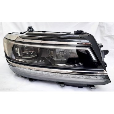 Volkswagen Tiguan L 2016+ оптика передняя черная Full LED