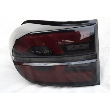 FJ Cruiser оптика задняя красная тонированная с анимацией ZW FJ Cruiser оптика задняя красная тонированная с анимацией ZW