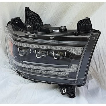 Dodge Ram 1500 2019+ оптика передняя альтернативная FULL LED стиль YZ1  Dodge Ram 1500 2019+ оптика передняя альтернативная FULL LED стиль YZ1