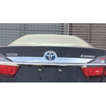 Toyota Сamry V55 хром накладка на крышку багажника верхняя Toyota Сamry V55 хром накладка на крышку багажника верхняя