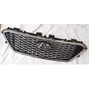 Hyundai Sonata LF 2015+ решетка радиатора c лого черная Hyundai Sonata LF 2015+ решетка радиатора c лого черная