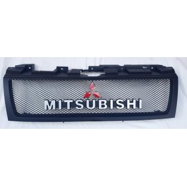 Mitsubishi Pajero Mk4 2006+ решетка радиатора тюнинг  KRN Mitsubishi Pajero Mk4 2006+ решетка радиатора тюнинг  KRN