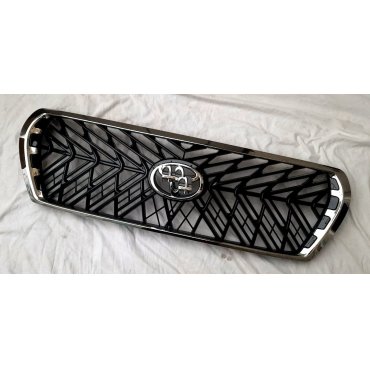 Toyota Land Cruiser LC 200 решетка радиатора TRD стиль 