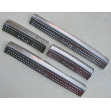 Kia Sportage KX5 Mk4 2015+ накладки на пороги дверных проемов верхние V2 Kia Sportage KX5 Mk4 2015+ накладки на пороги дверных проемов верхние V2