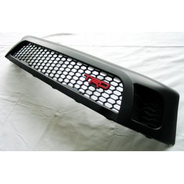 Toyota Hilux Revo 2014 решетка радиатора черная TRD стиль 