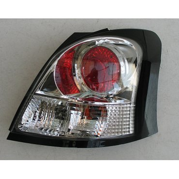 Toyota Yaris 2 оптика задняя хром Toyota Yaris 2 оптика задняя хром