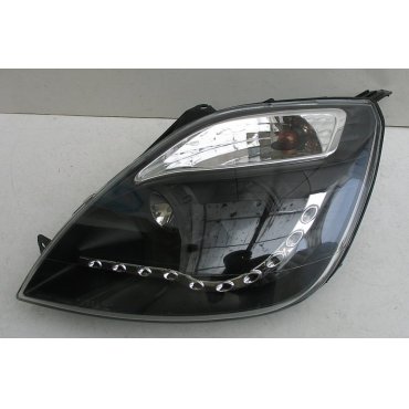 Ford Fiesta оптика передняя черная Ford Fiesta оптика передняя черная