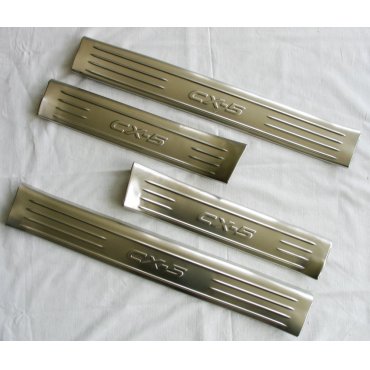 Mazda CX-5 2017+ накладки порогов дверных проемов верхние V1 Mazda CX-5 2017+ накладки порогов дверных проемов верхние V1