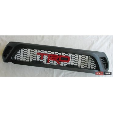 Toyota Hilux Revo 2014 решетка радиатора черная большая TRD красный Toyota Hilux Revo 2014 решетка радиатора черная большая TRD красный